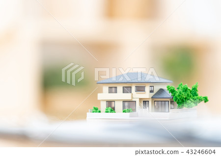 Real estate miniature model family family 43246604