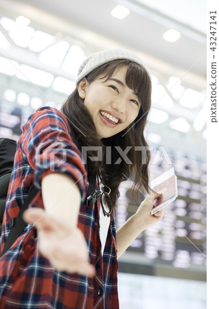 返回在機場的後面parker婦女 返回在機場的後面parker婦女 43247141