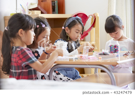 Girls playing with friends Handicraft Girls playing with friends Handicraft 43247479