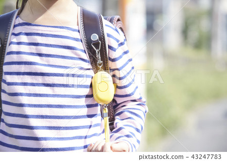 孩子們去上學 孩子們去上學 43247783