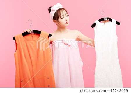 Female Youth Lifestyle Female Youth Lifestyle 43248419