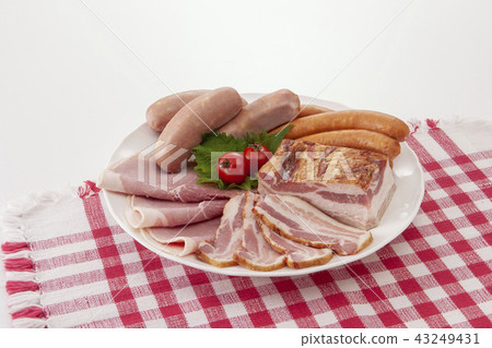 Bacon and ham sausage 43249431