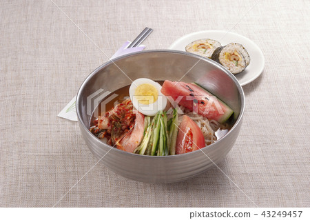 Korean cold noodles Korean cold noodles 43249457