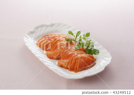 smoked salmon 43249512