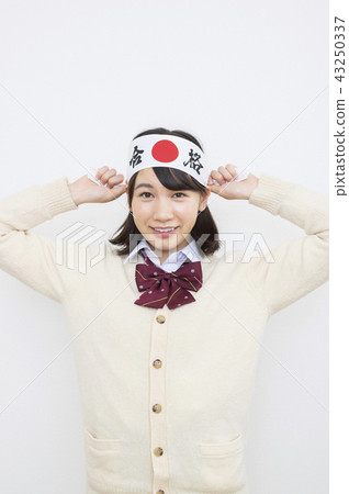 Examination image School girls wearing headbands Examination image School girls wearing headbands 43250337