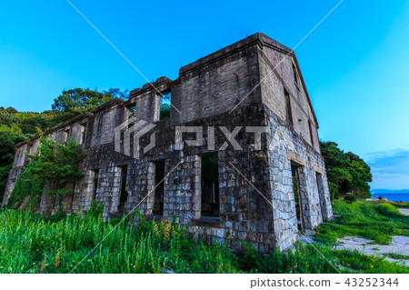 在魚雷試驗場遺址[長崎縣Higashisonogi Korigunadamachi]後的日落之後 43252344