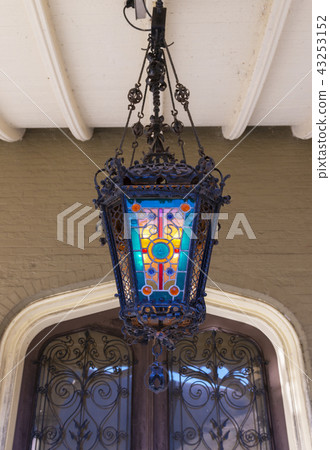 Various colorful lamps Various colorful lamps 43253152