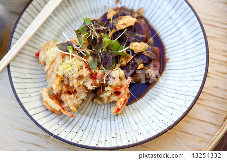 Japanese dish 43254332