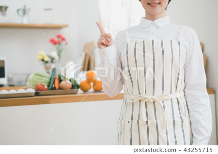 homemaker, kitchen, kitchens 43255715