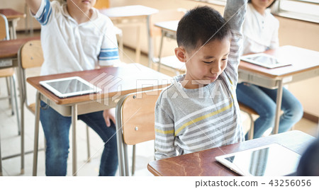 小學IT教育課風景 小學IT教育課風景 43256056