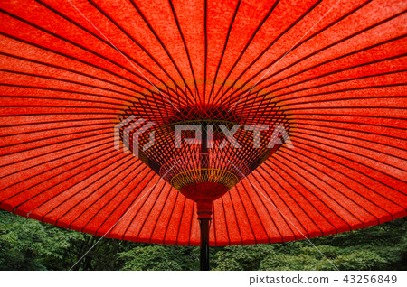 Jinghe umbrella full of oriental style, happy red paper umbrella 43256849