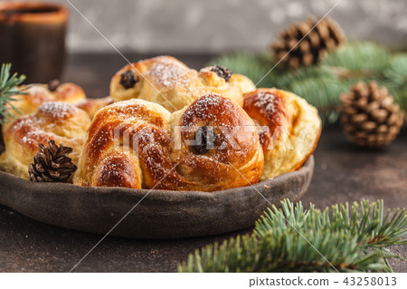 Traditional Swedish Christmas saffron buns  43258013