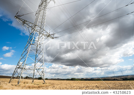 an electricity pole 43258623