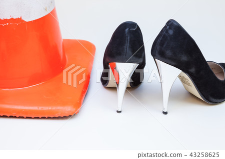 ladies shoes with a cone ladies shoes with a cone 43258625
