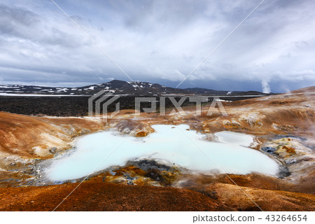Acid hot lake in the geothermal valley 43264654