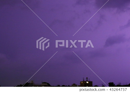 夏天的夜空 43264737