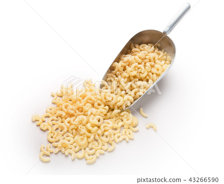 Scoop of healthy gluten free pasta, isolated Scoop of healthy gluten free pasta, isolated 43266590