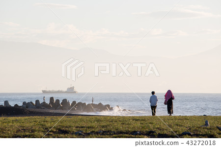 Morning sea 43272018