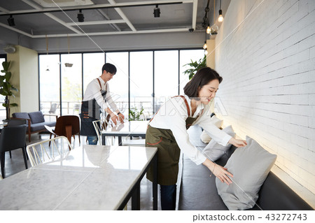 Student, part time 43272743