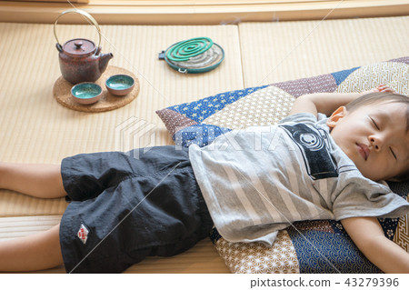 Mosquito coil tatami mat Japanese-style room child 43279396