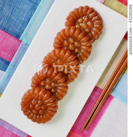 Yakgwa, a traditional Korean holiday food Yakgwa, a traditional Korean holiday food 43280266