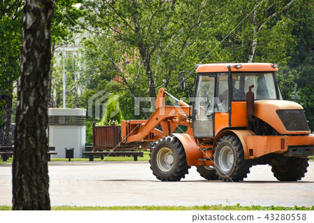 City transport service is engaged in greening city City transport service is engaged in greening city 43280558