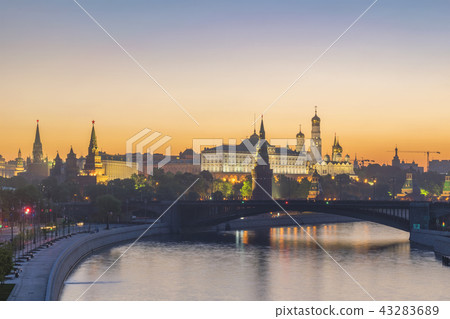 Moscow sunrise city skyline, Russia Moscow sunrise city skyline, Russia 43283689