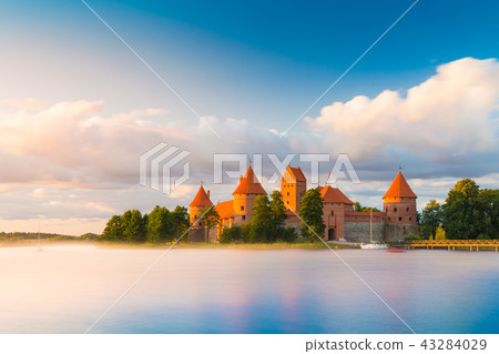 Old castle in sunset time. Trakai, Lithuania Old castle in sunset time. Trakai, Lithuania 43284029