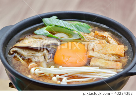  味噌燉烏冬面 43284392