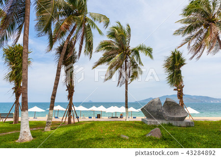 Nha Trang beach, Vietnam 43284892