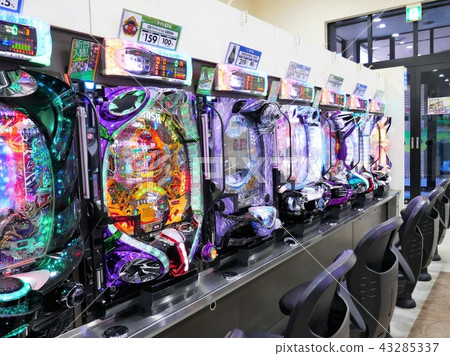 "Pachinko type slot machine" game machine image 43285337