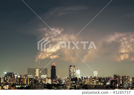 Guerilla heavy rain · Tokyo · city 43285737