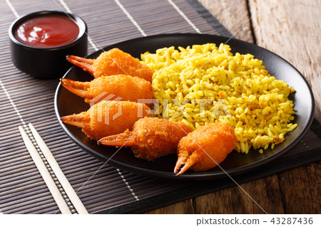 Portion of crab claws fried in breading 43287436