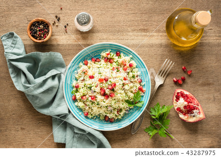 Vegetarian arabic couscous salad Tabbouleh 43287975