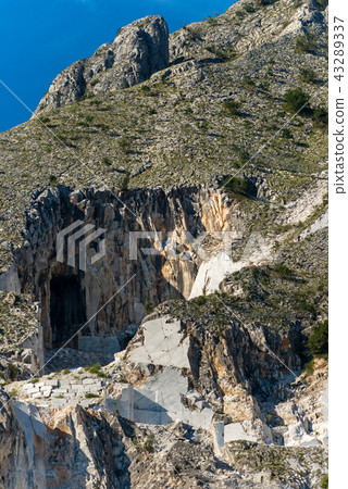 Apuan Alps - White Marble Quarries of Carrara 43289337