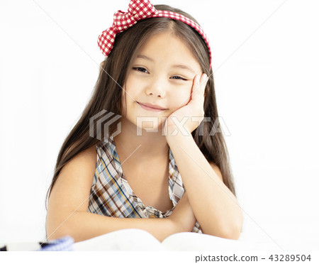 Closeup of smiling little girl with long hair Closeup of smiling little girl with long hair 43289504