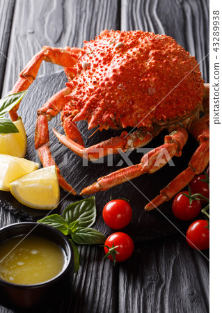 Expensive food Expensive food 43289938