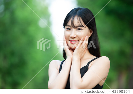 年輕的女人 年輕的女人 43290104