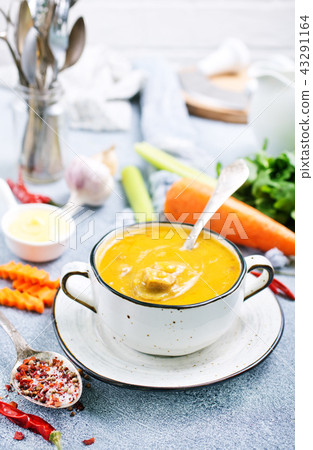 carrot soup 43291164