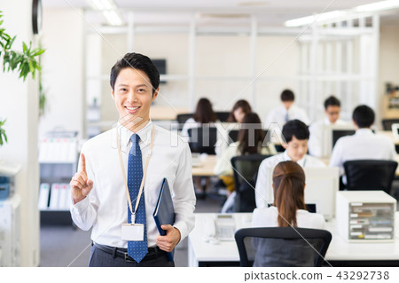 Businessman Businessman 43292738