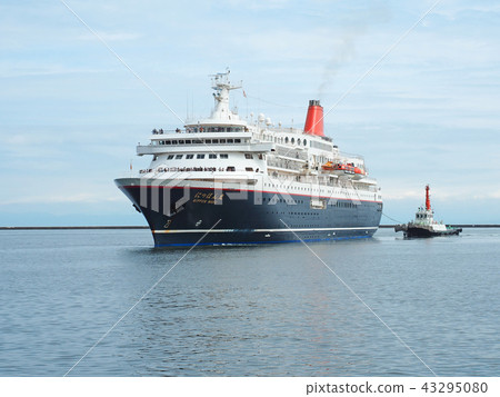 Cruise ship Nippon Maru Cruise ship Nippon Maru 43295080