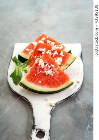 Top view of watermelon slices on white background 43295139