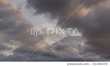 Mountain Fuji with nice cloud shape on the top 43296478