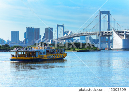 彩虹橋和遊船Naiveu 43303809