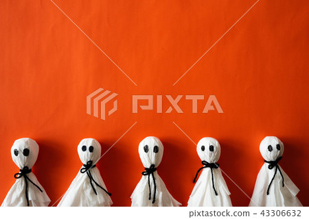 Top view of Halloween crafts, halloween concept. 43306632