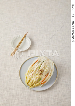 White kimchi, kimchi 43307291