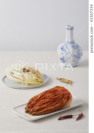 白色泡菜，捲心菜泡菜，泡菜 43307334