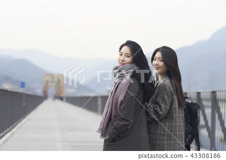 Winter Travel Sisters Photo Travel Healing 43308186