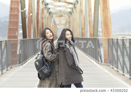 Winter Travel Sisters Photo Travel Healing 43308202