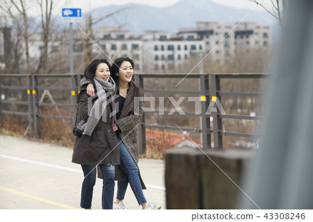 Winter Travel Sisters Photo Travel Healing 43308246